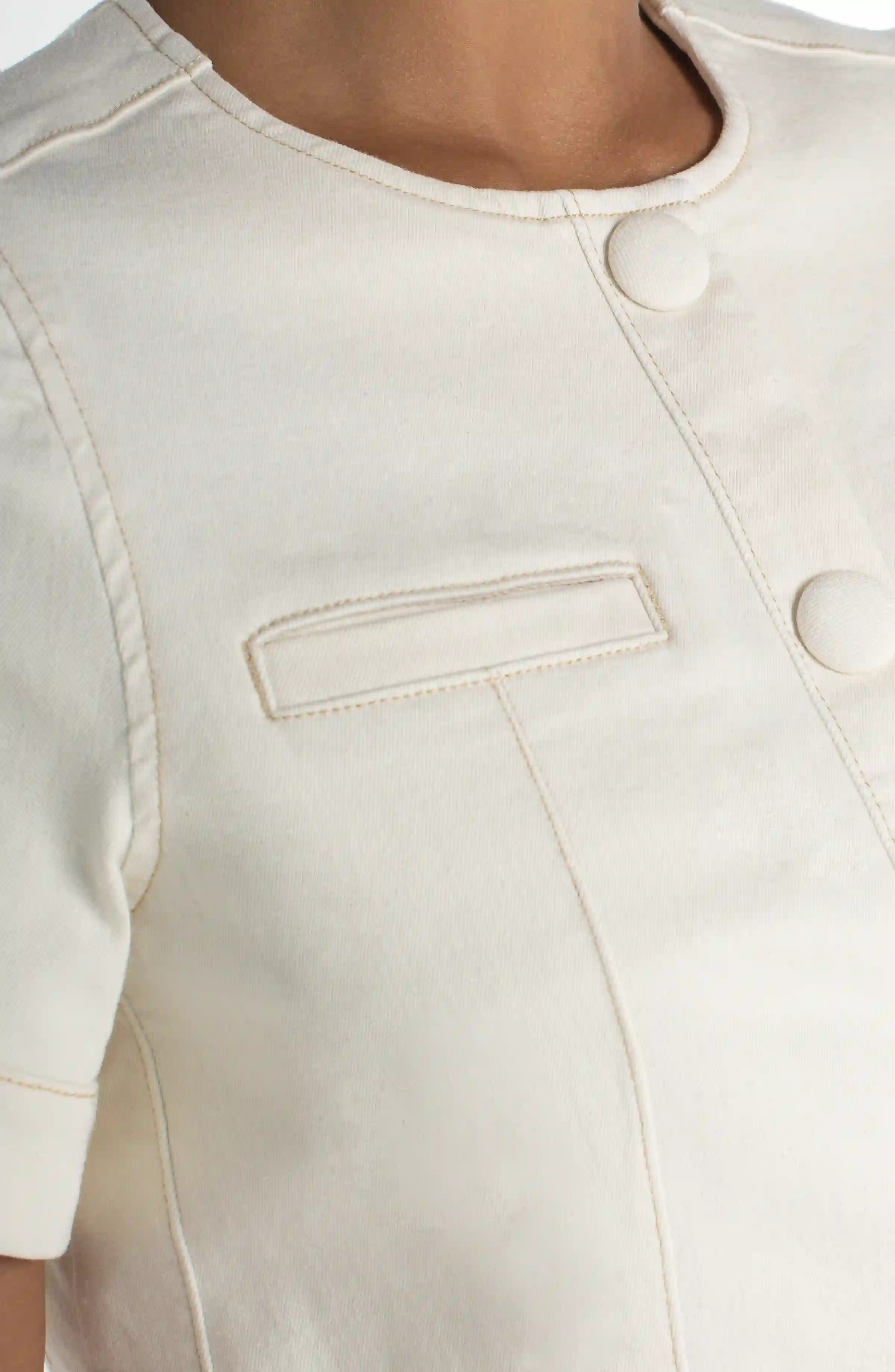 PETITE COLLARLESS SHORT SLEEVE CROPPED JACKET - Image 4