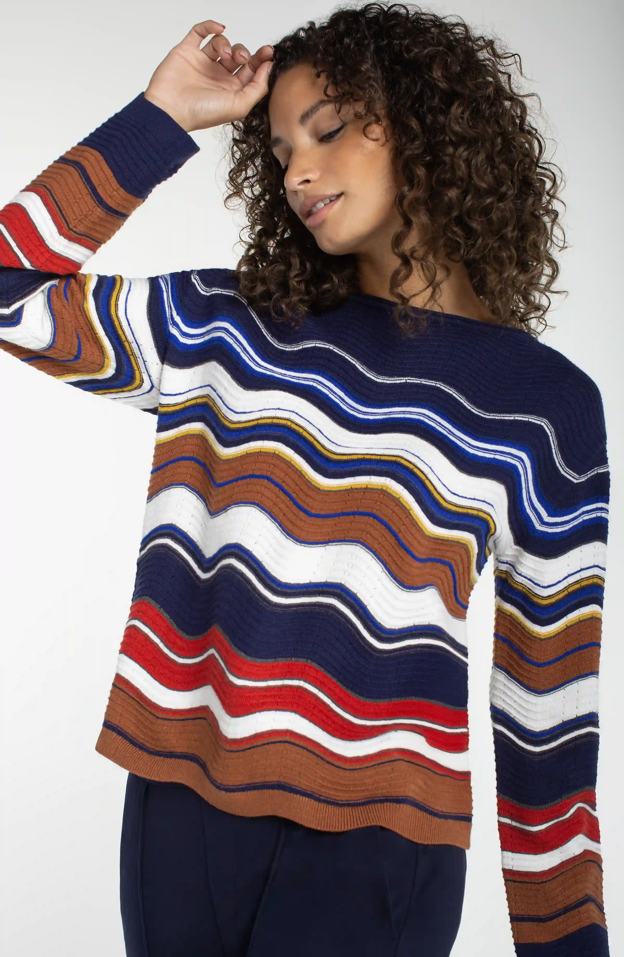 LONG SLEEVE BOAT NECK SCALLOP HEM SWEATER - Image 2