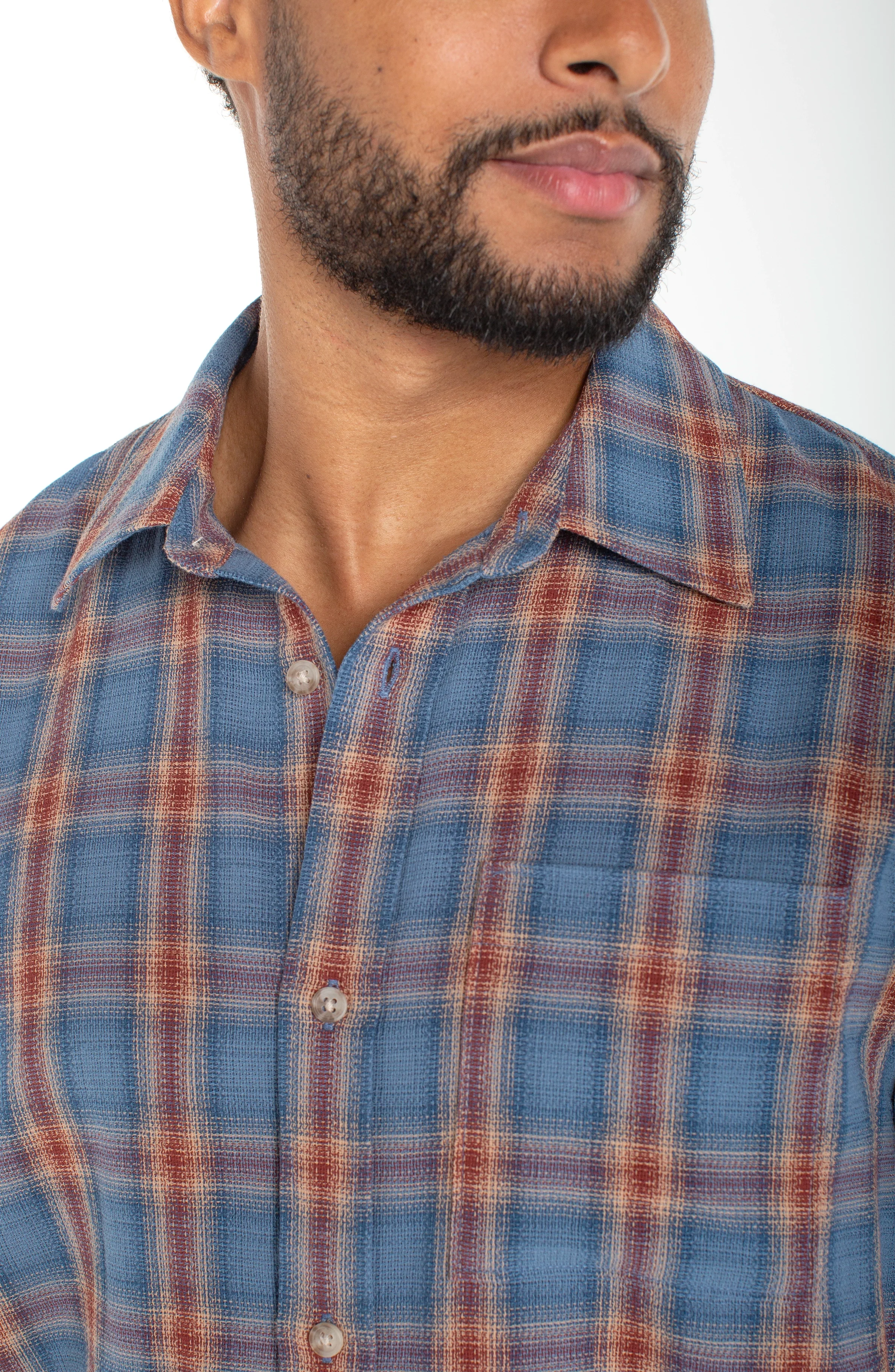 BUTTON UP SHORT SLEEVE SHIRT - Image 3