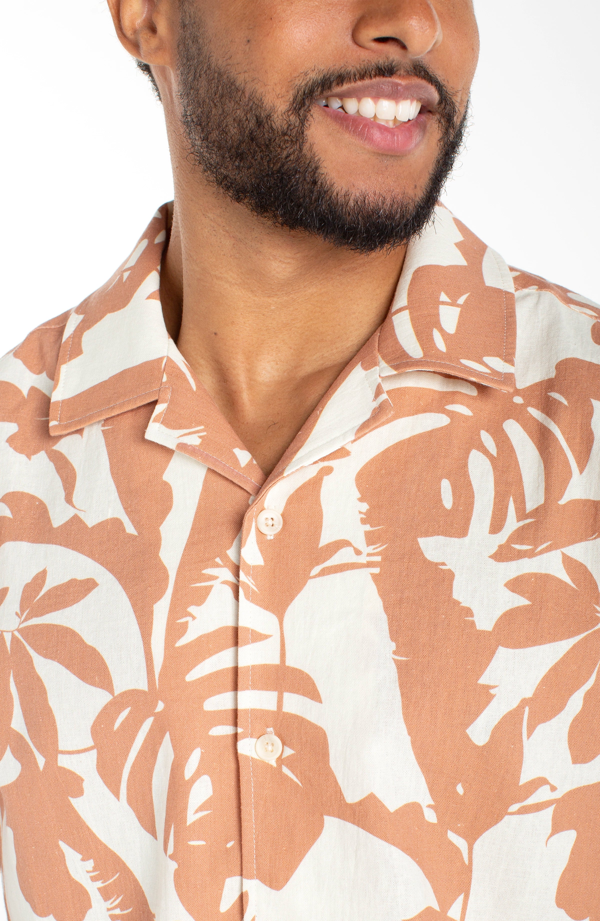 SHORT SLEEVE CAMP SHIRT - Image 4