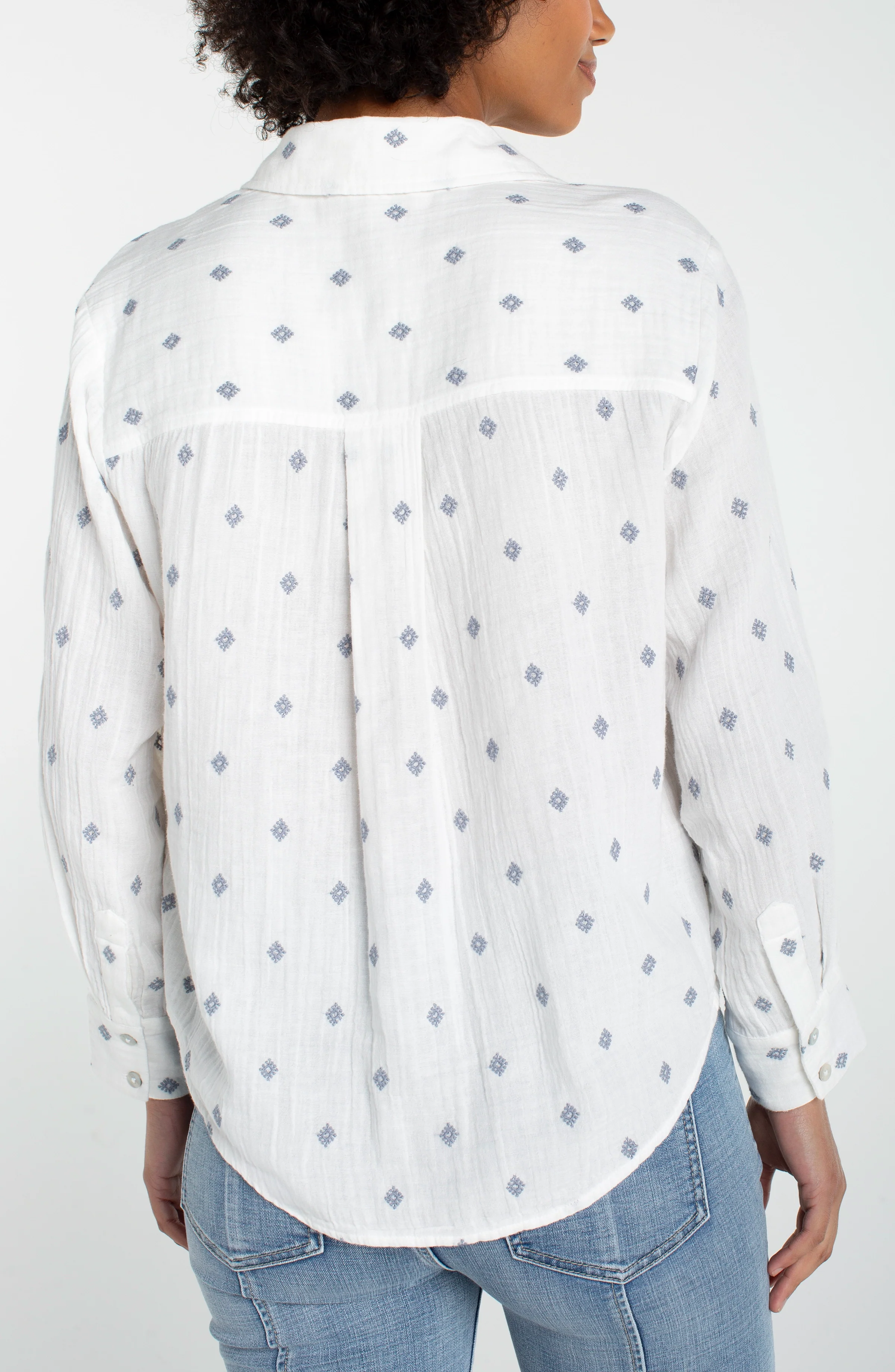 BUTTON FRONT SHIRT W/ HIGH LOW HEM - Image 2
