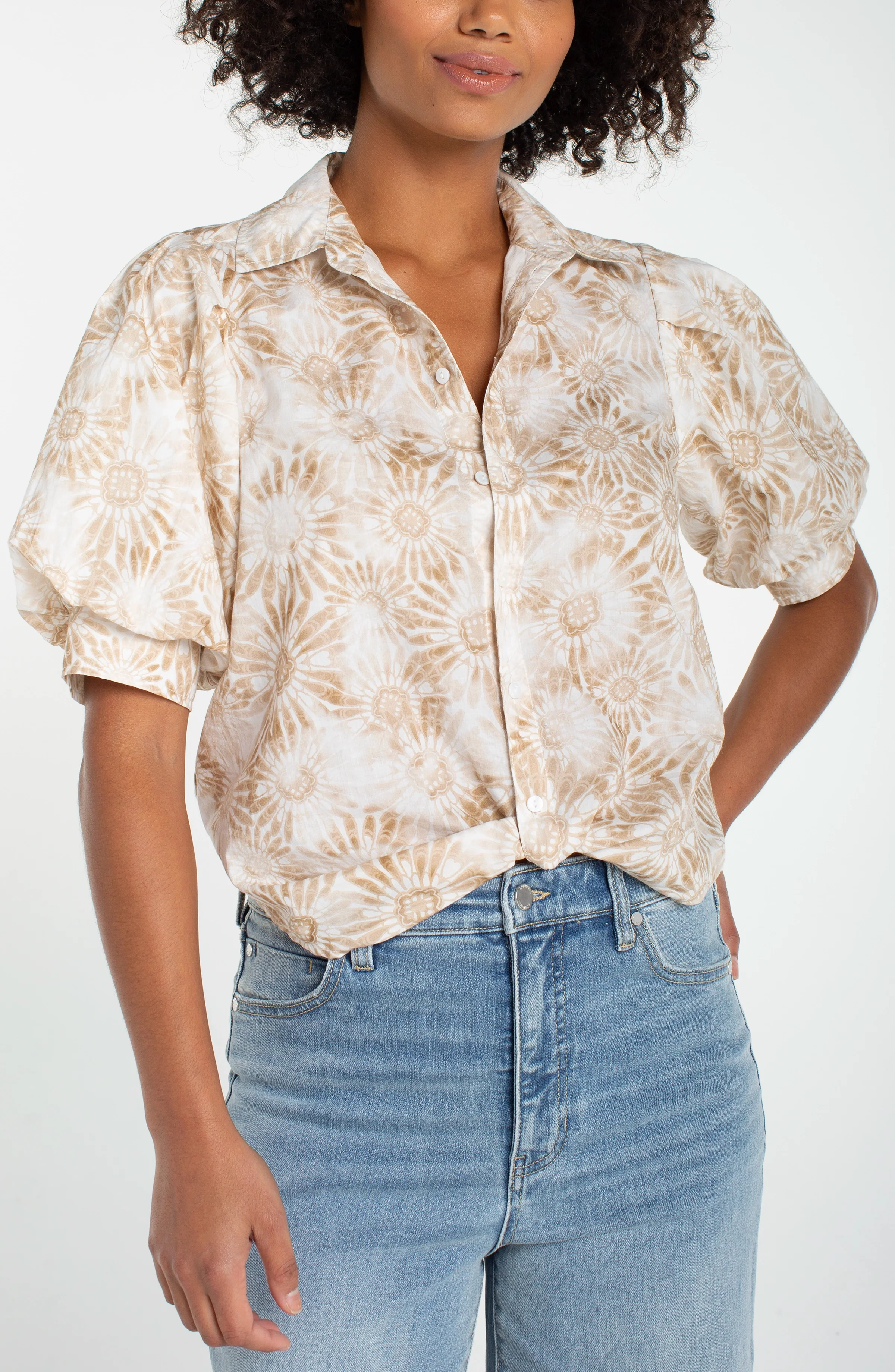 WOMEN'S TOPS