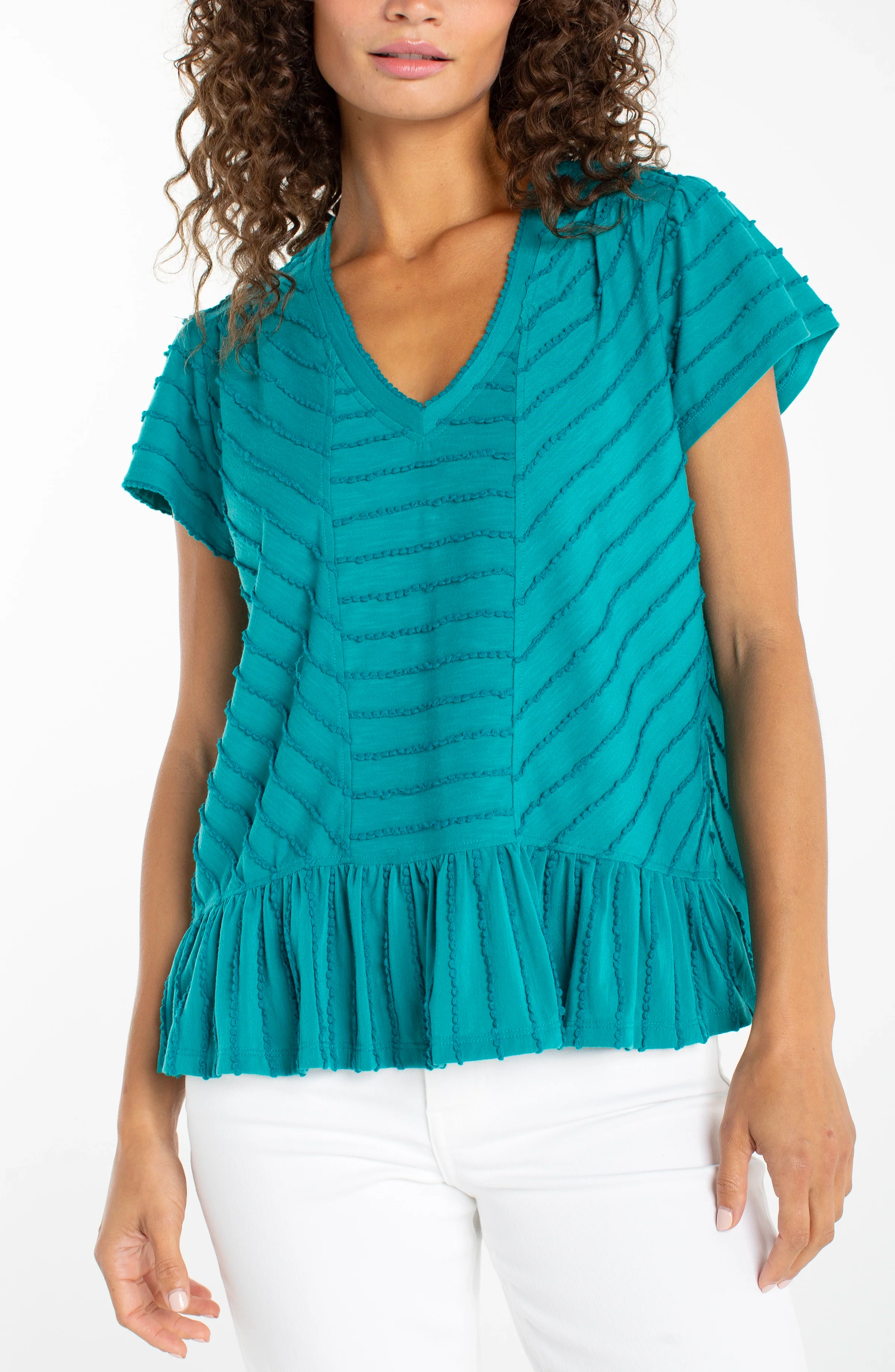PETITE SHORT SLEEVE V-NECK KNIT TOP