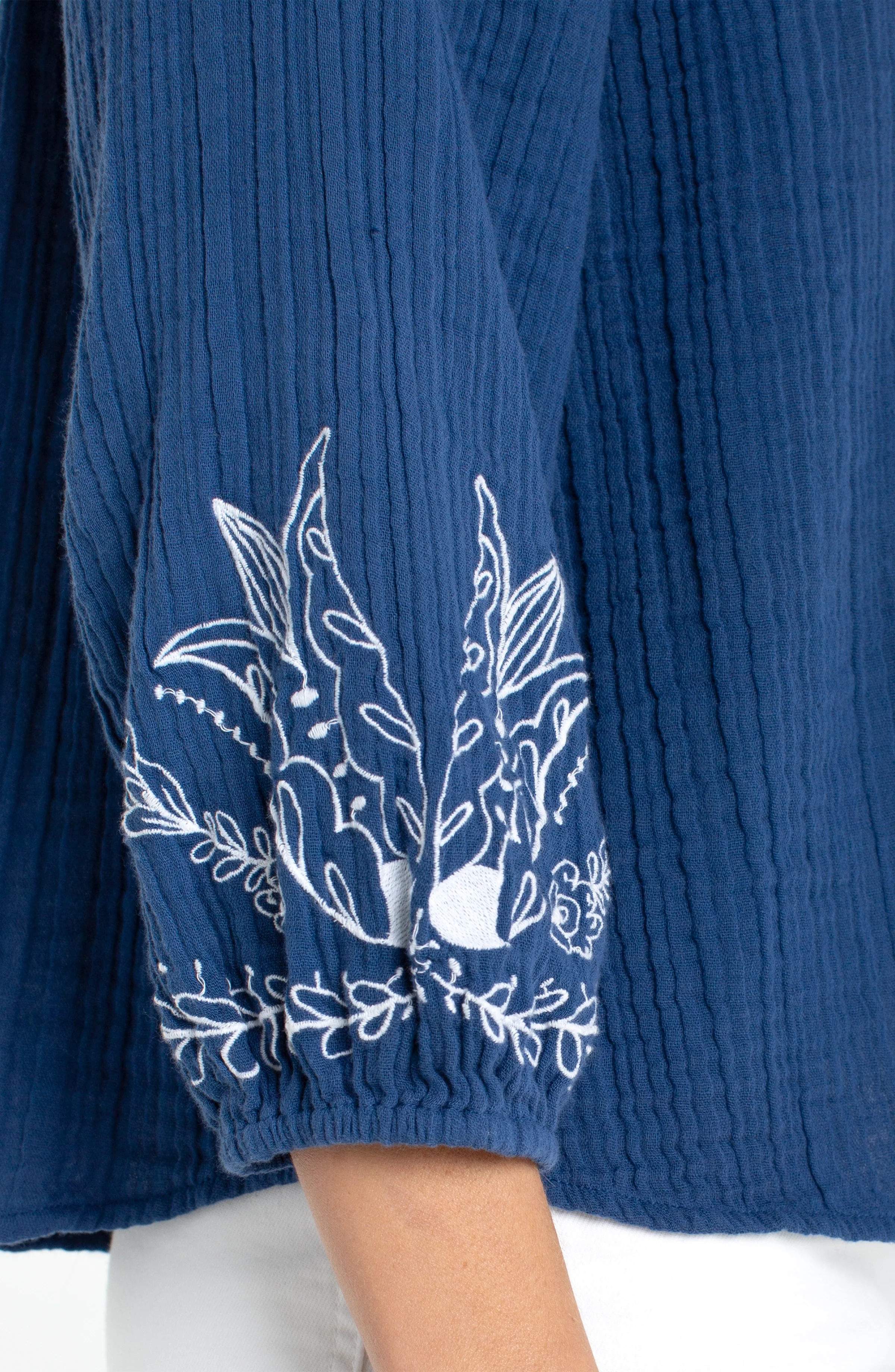 PETITE 3/4 SLEEVE WOVEN TOP - Image 4