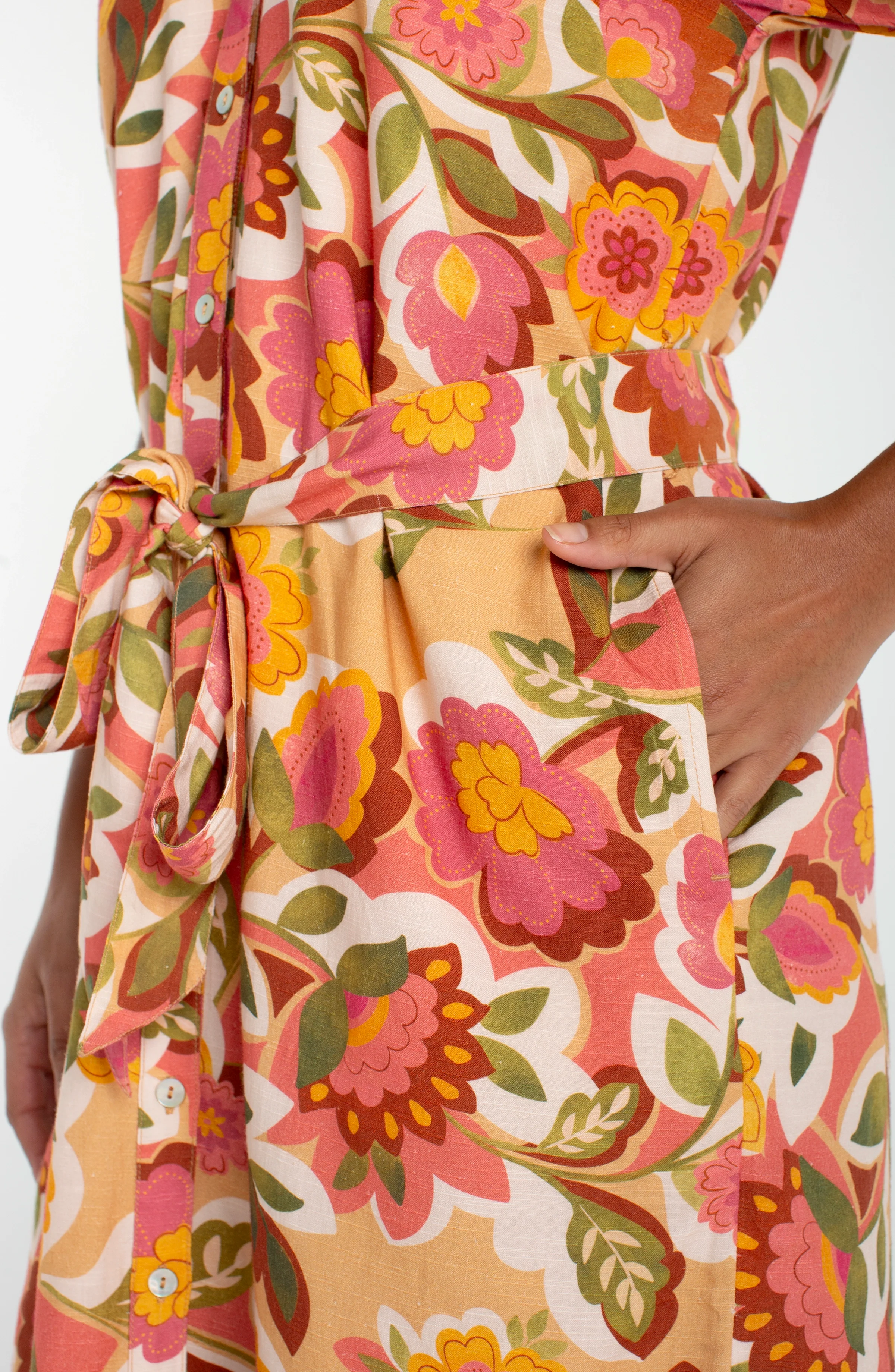 PETITE SHORT SLEEVE SHIRRED BUTTON FRONT WOVEN DRESS - Image 3