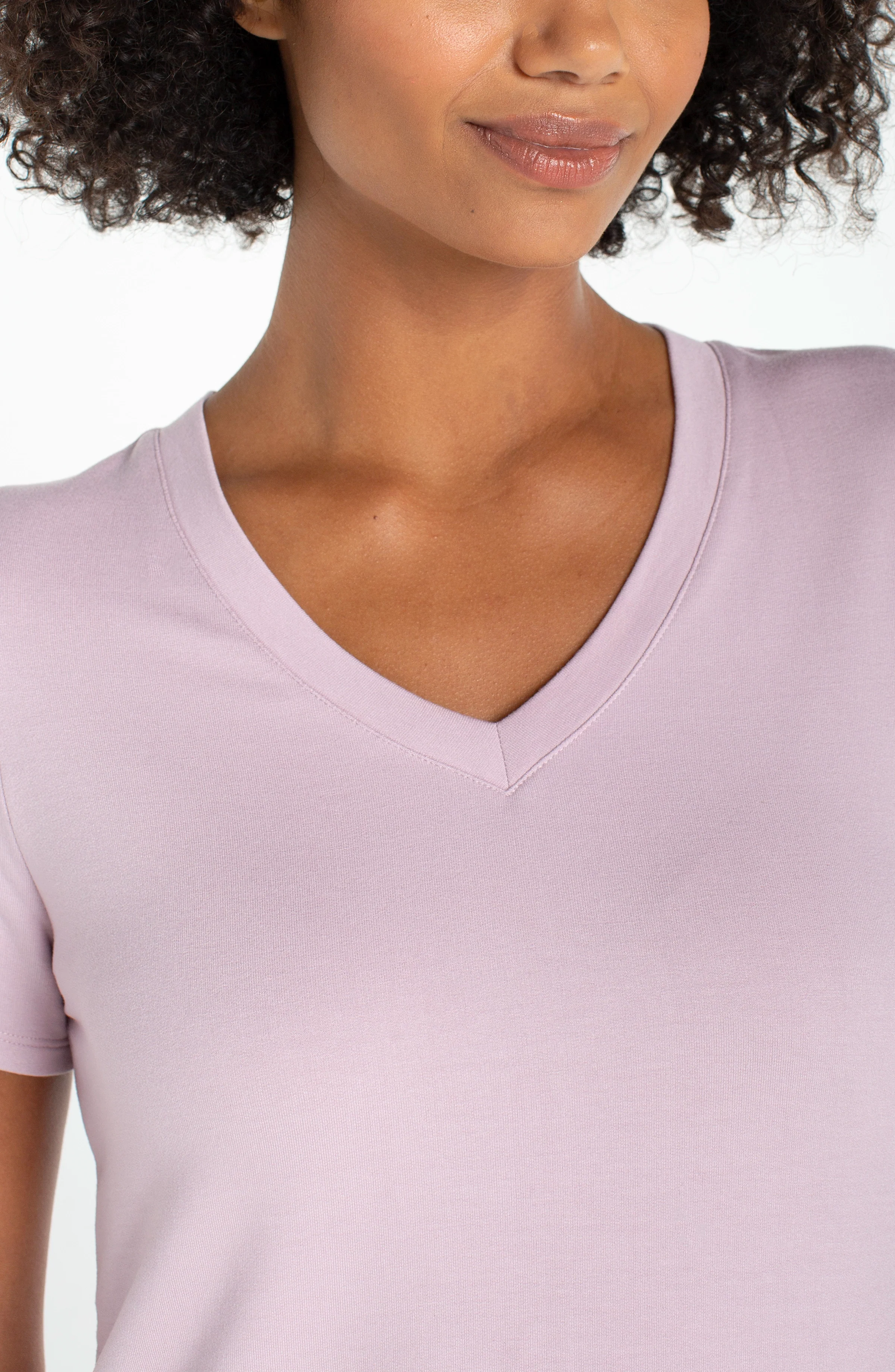 SHORT SLEEVE V-NECK KNIT TEE - Image 3