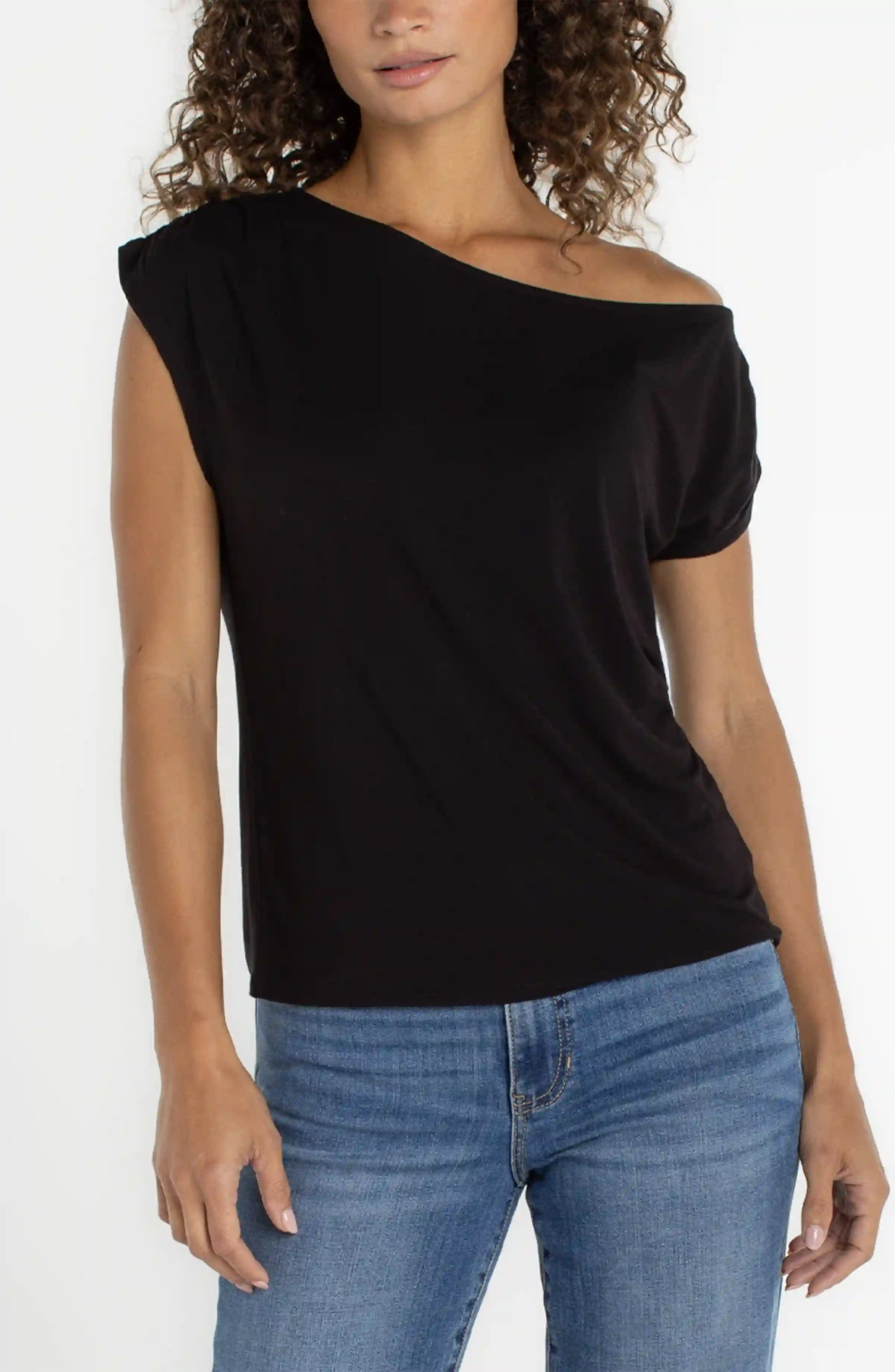 ASYMMETRICAL OFF SHOULDER KNIT TOP