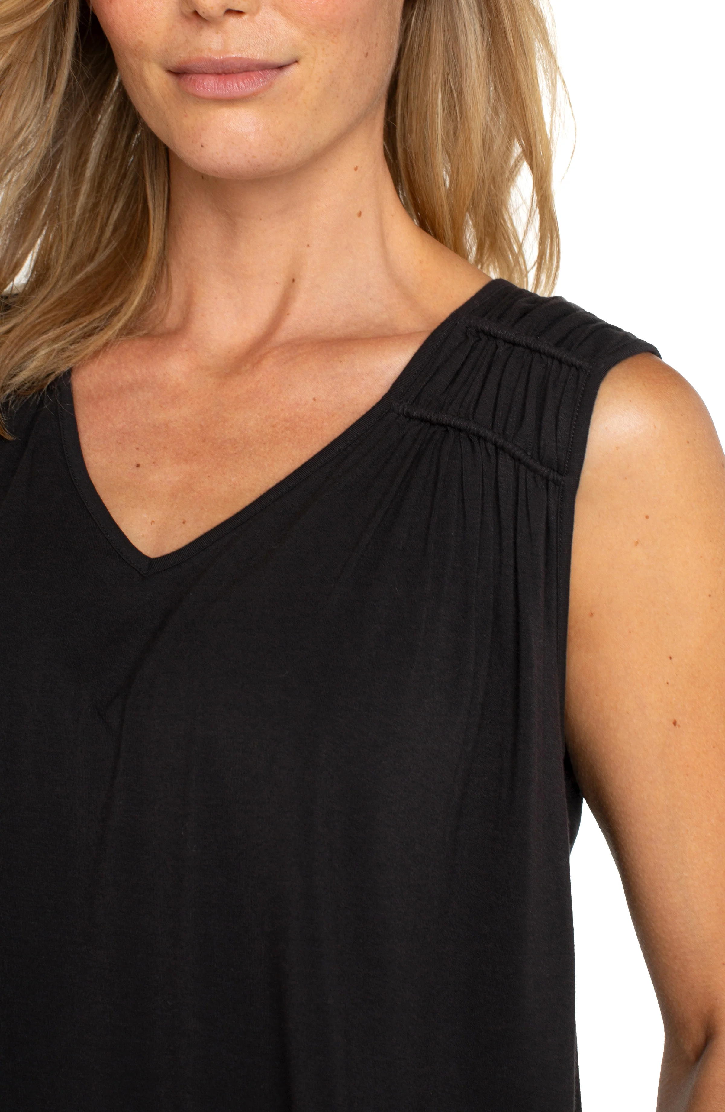 SLEEVELESS SHIRRED DETAIL KNIT TOP - Image 3
