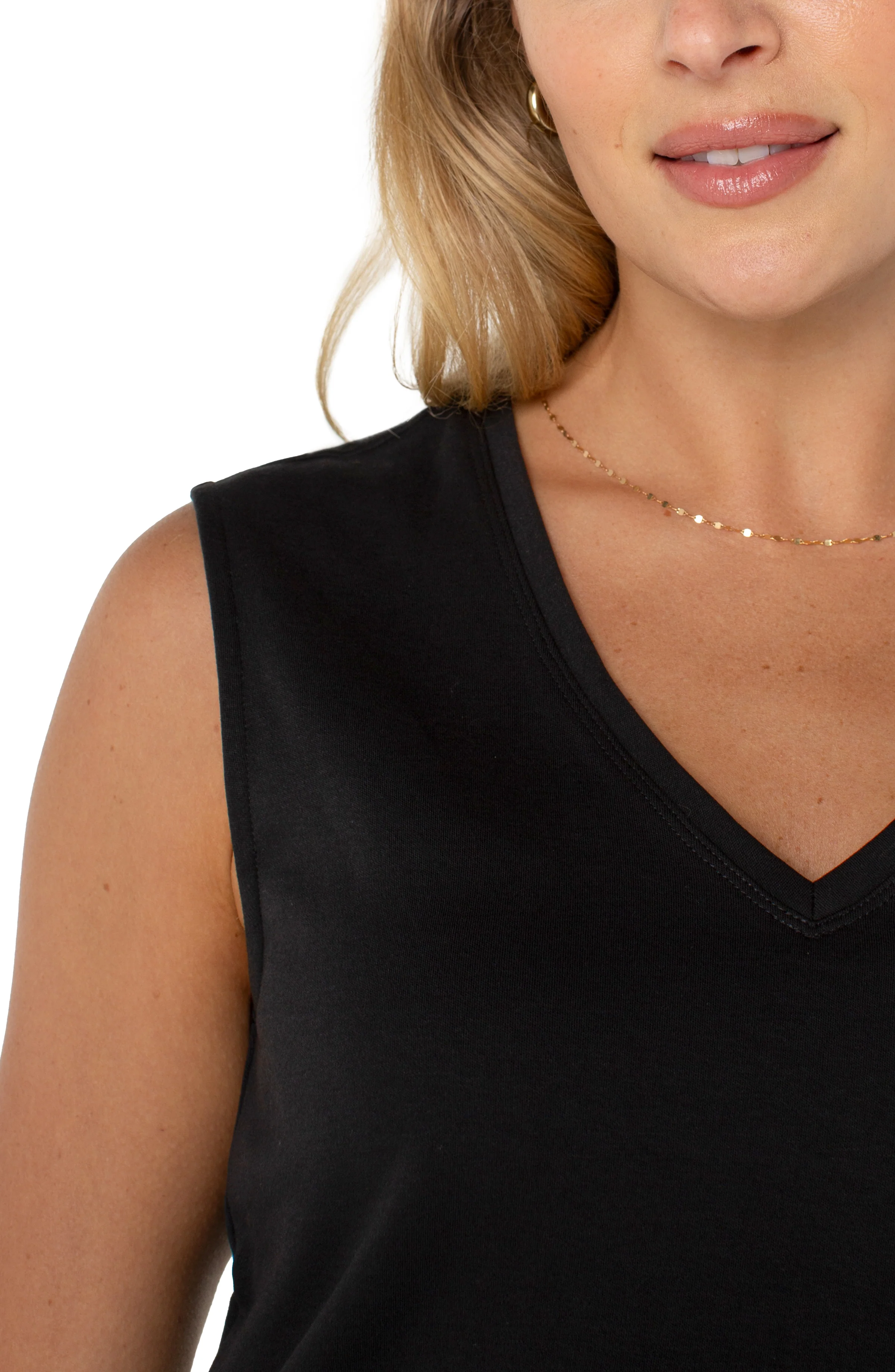 SLEEVELESS V-NECK KNIT TOP - Image 3