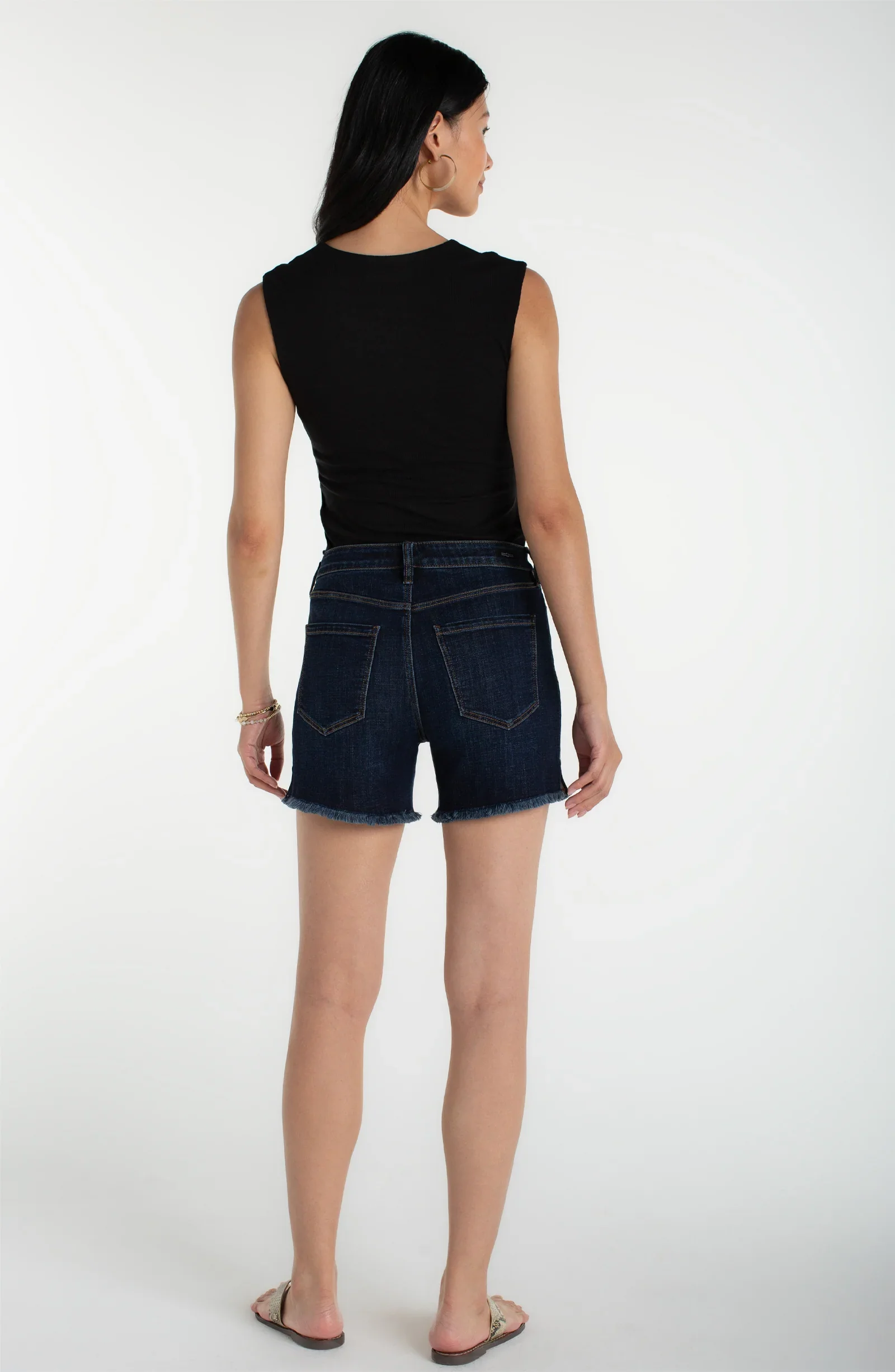 VICKIE FRAY HEM SHORT - Image 5